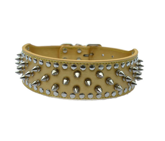 Halsband geel met spikes en studs